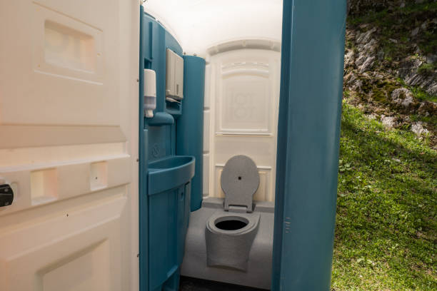 Portable Toilet Options We Offer in Manitowoc, WI