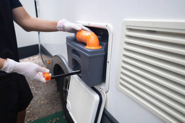 Best Sanitation services for porta potties  in Manitowoc, WI